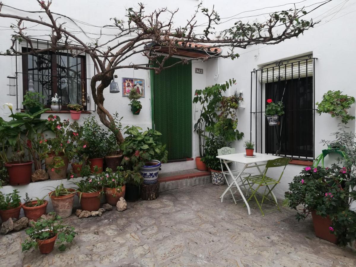 La Buganvilla De Juana Y Antonio Касарес Экстерьер фото